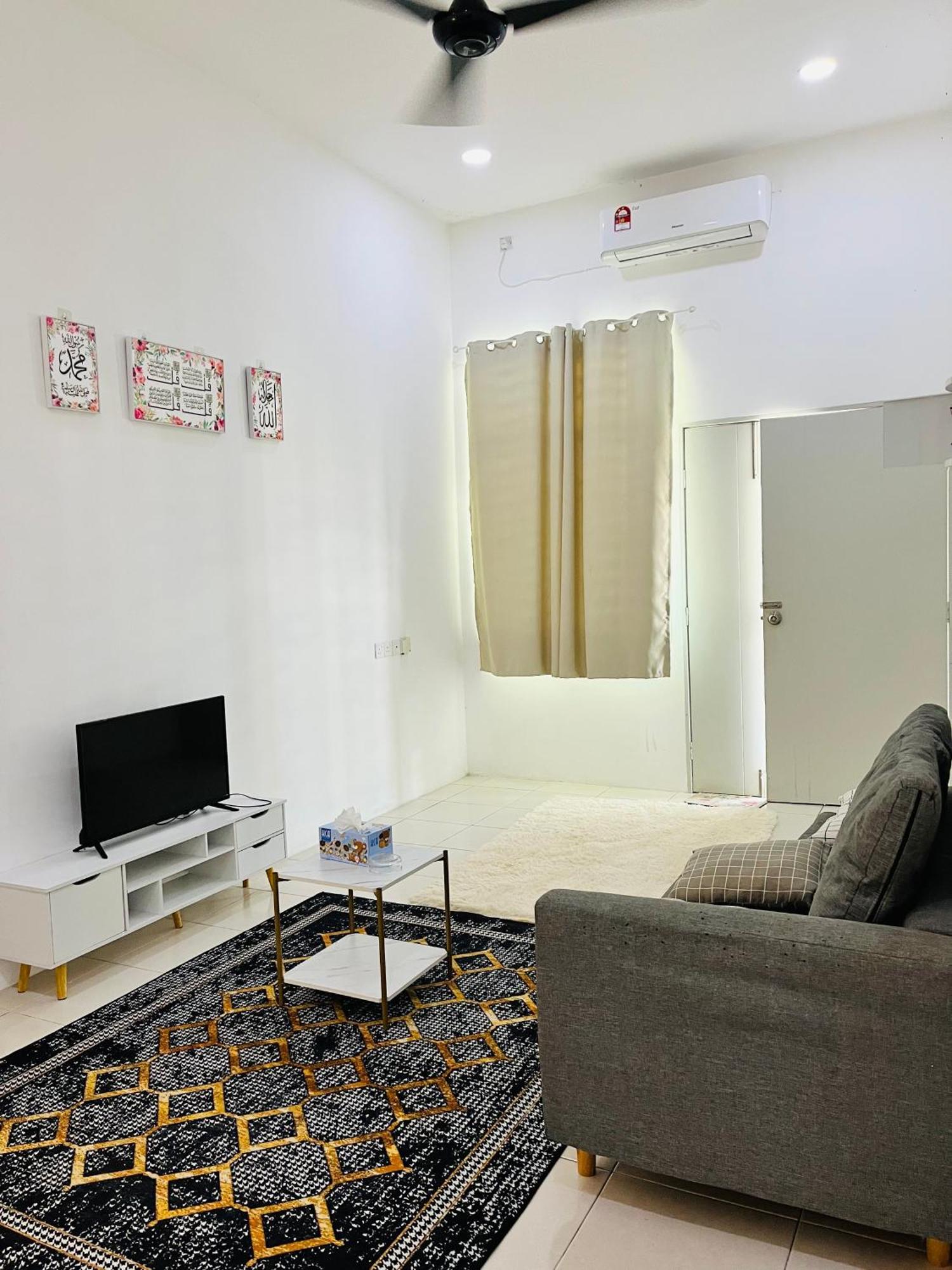 Syapins Cozy Haven Musslim Only Holiday home